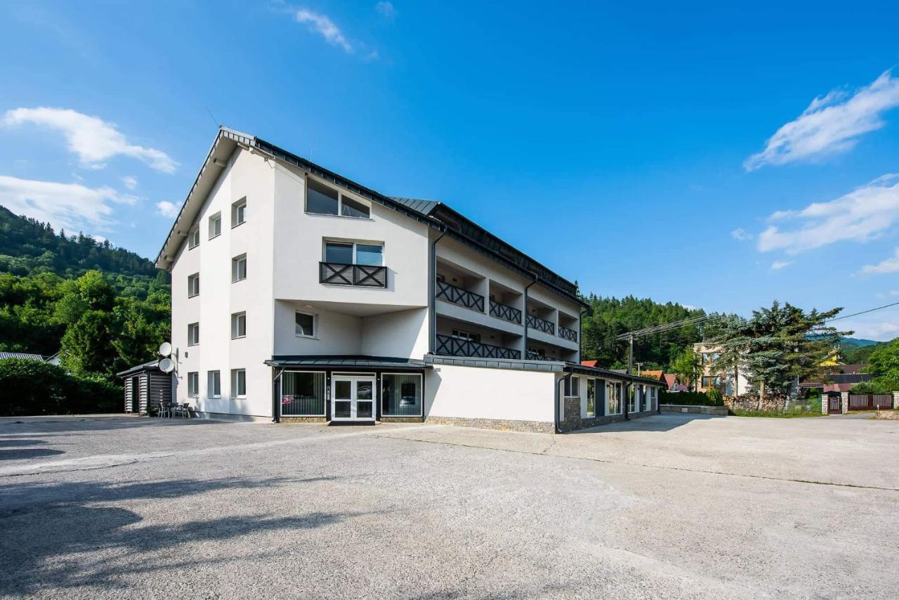 Apartmany Ema A Peter Terchová エクステリア 写真